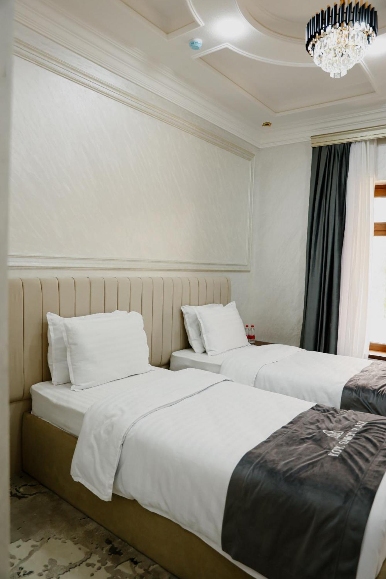 Ko'K Saroy Plaza Hotel Самарканд Екстер'єр фото
