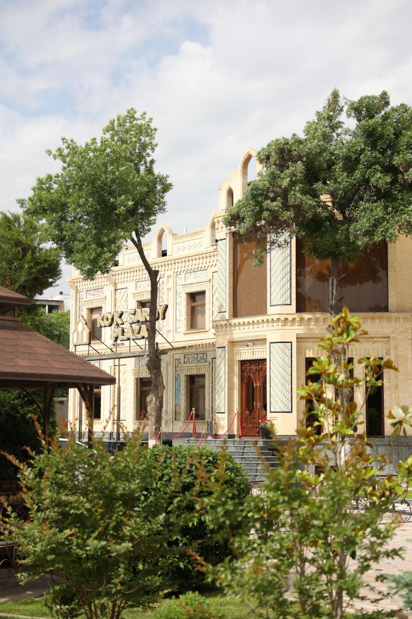Ko'K Saroy Plaza Hotel Самарканд Екстер'єр фото