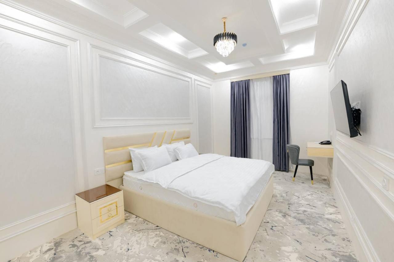 Ko'K Saroy Plaza Hotel Самарканд Екстер'єр фото