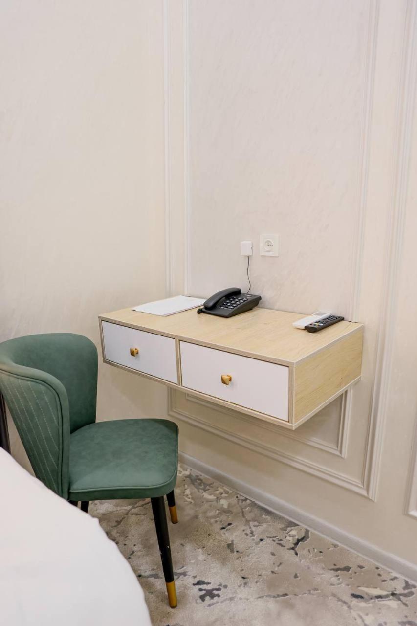 Ko'K Saroy Plaza Hotel Самарканд Екстер'єр фото