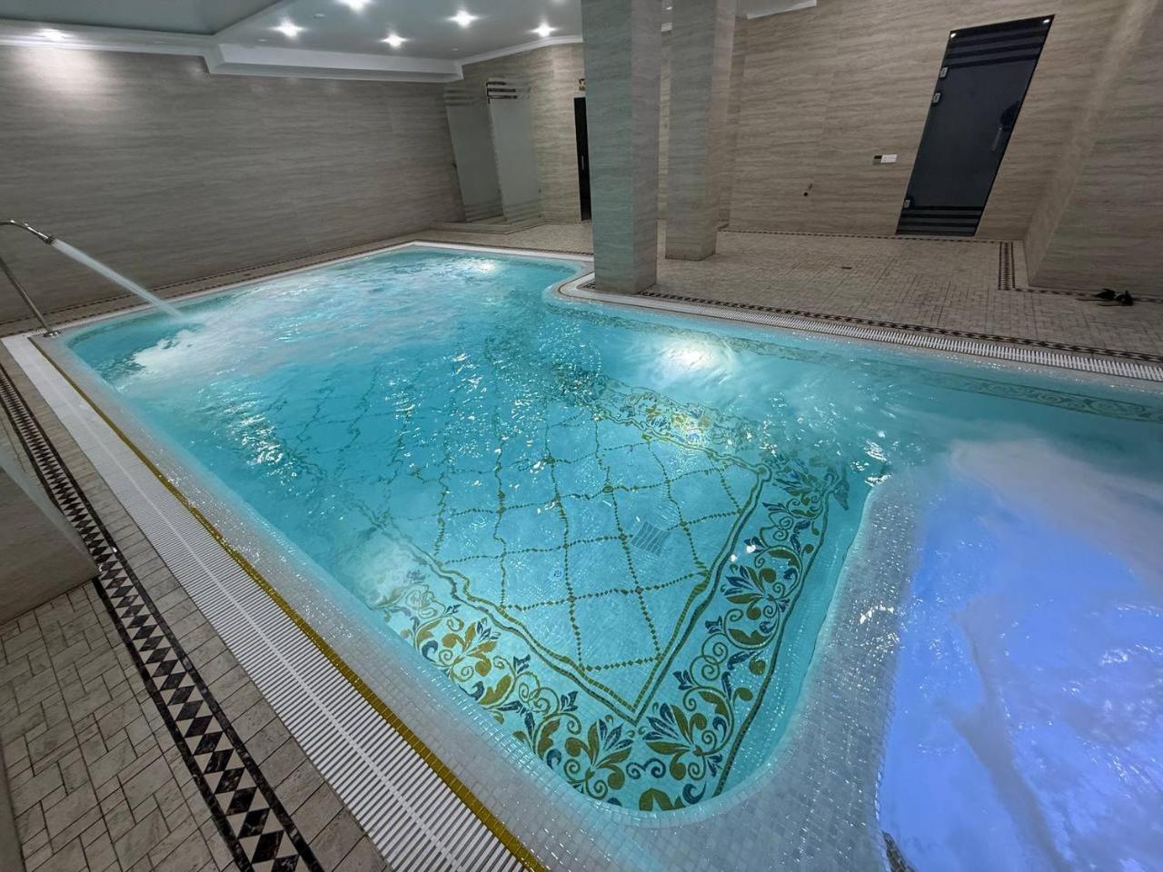 Ko'K Saroy Plaza Hotel Самарканд Екстер'єр фото